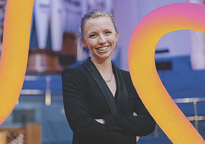 Anna Lapwood photo- BBC